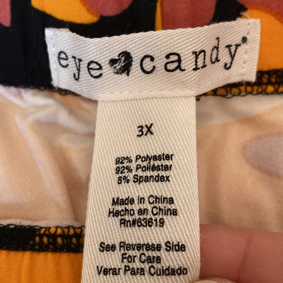 NWOT EYE CANDY  Camo Capri Cropped Leggings Plus Size 3X - Picture 2 of 12